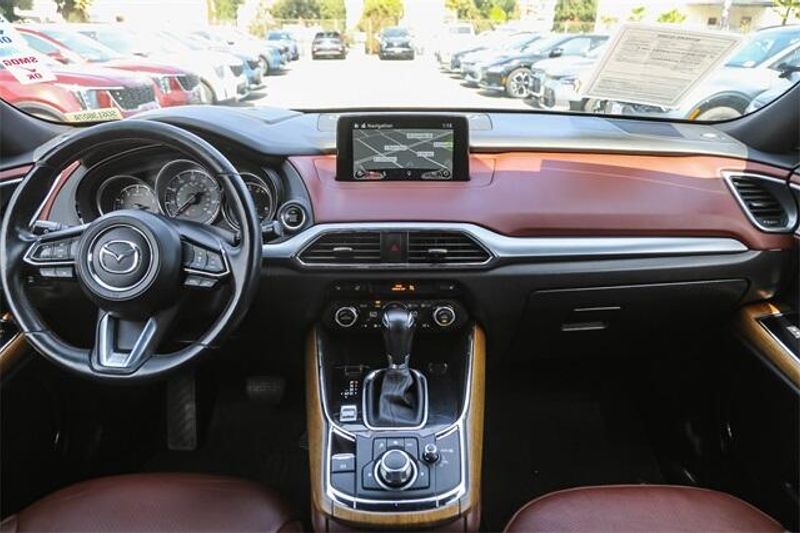 2018 Mazda CX-9 SignatureImage 13