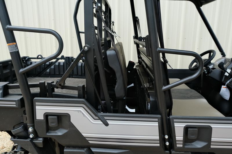 New 2026 Kawasaki MULE PROFXT 1000 LE RANCH EDITION METALLIC PHANTOM SILVER Image 14