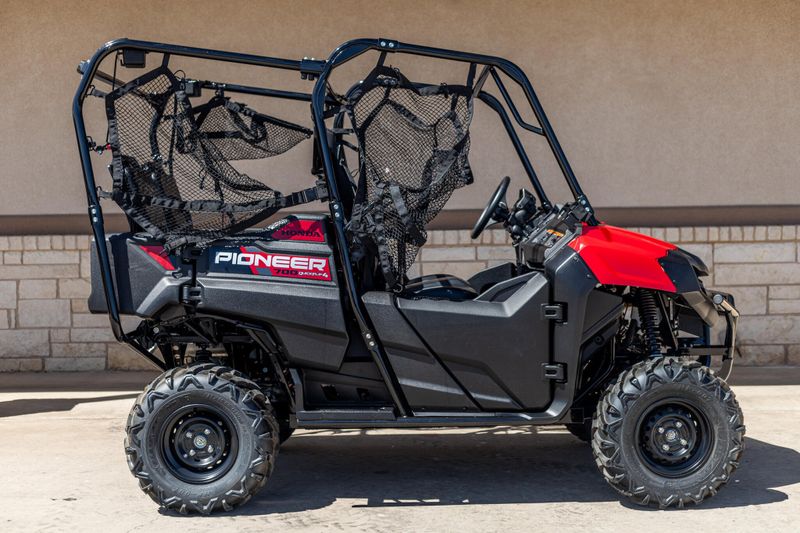 2025 Honda PIONEER 1000 DELUXE Image 2
