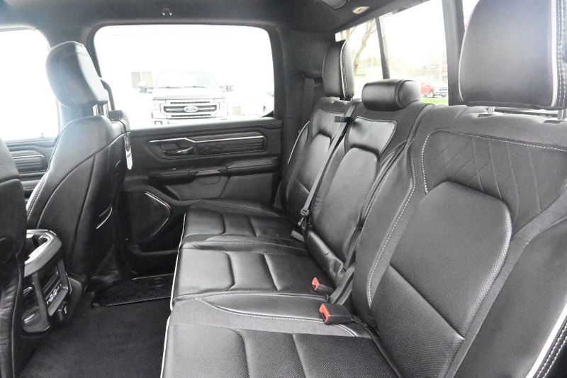 2025 RAM 1500 LimitedImage 16