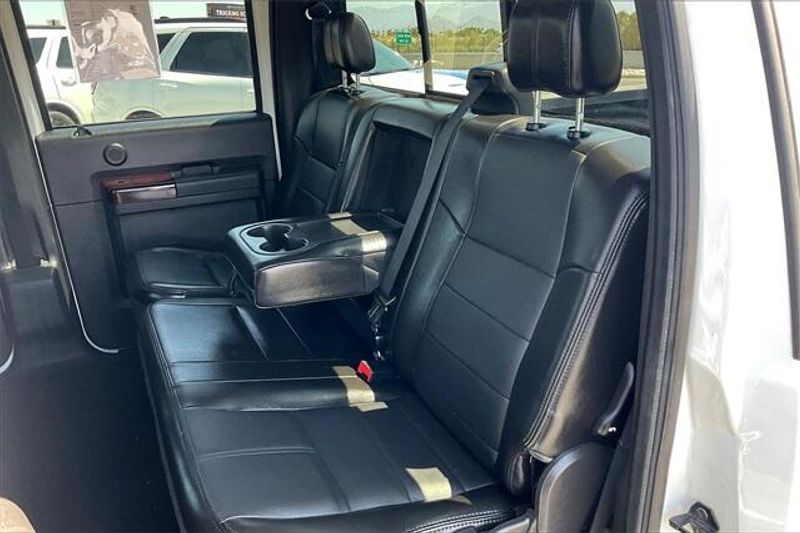 2009 Ford F-350 LariatImage 25