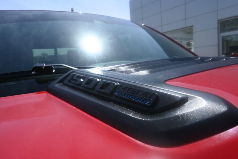2021 RAM 1500 LaramieImage 9