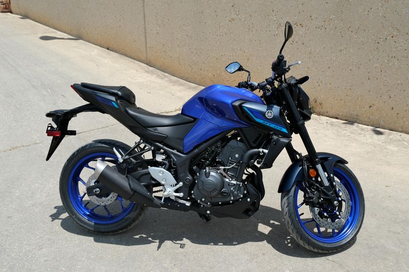 2025 Yamaha MT03 TEAM BLUE Image 2