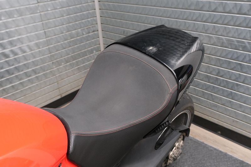 USED 2015 DUCATI DIAVEL Image 15