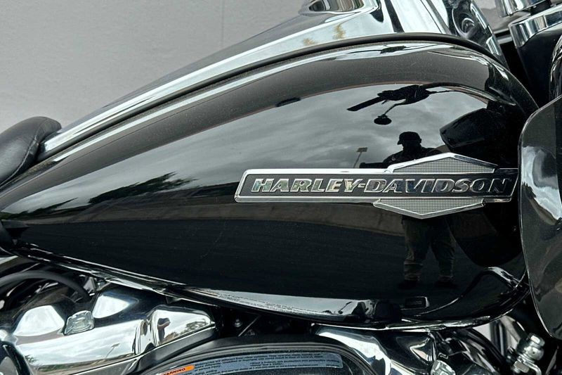 2022 Harley-Davidson Road GlideImage 8