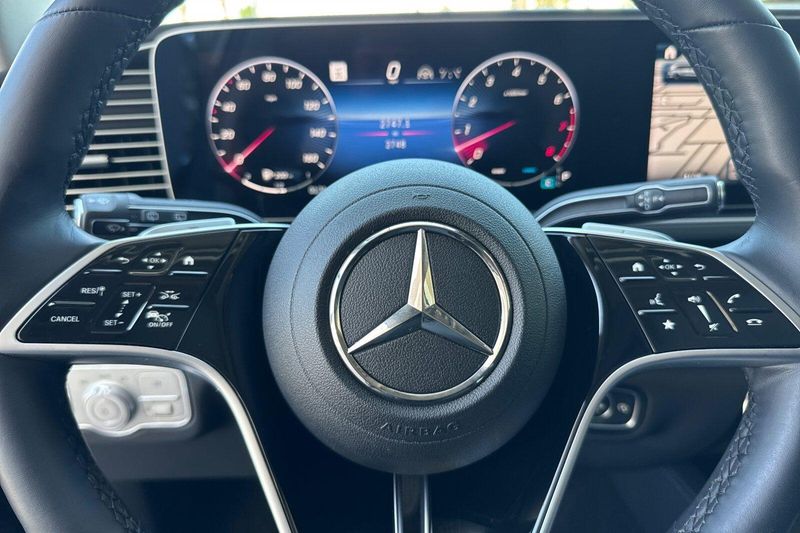 Used 2026 Mercedes-Benz GLS 450Image 29