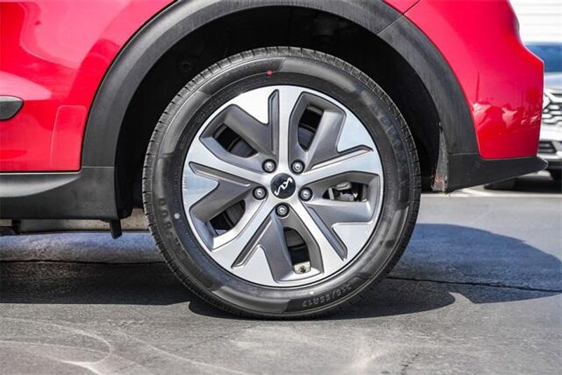 2022 Kia Niro EV EXImage 12
