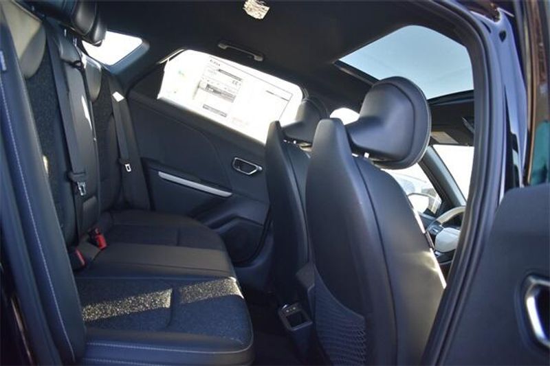 2025 Kia K4 GT-LineImage 14
