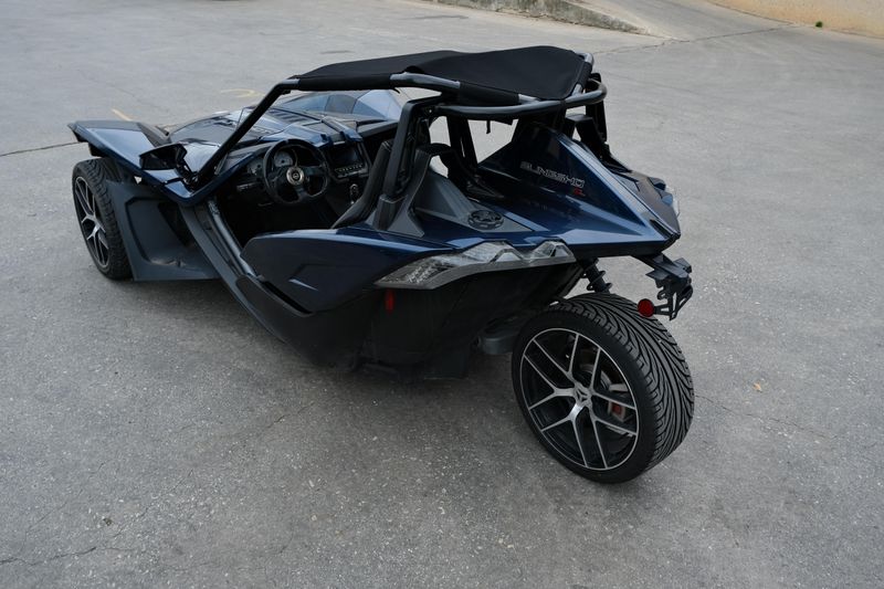 USED 2019 POLARIS SLINGSHOT SL Image 5