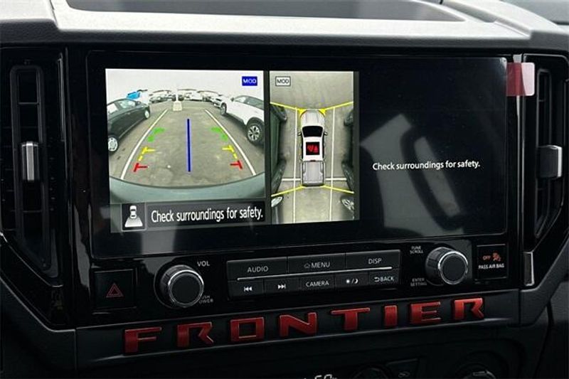 New 2025 Nissan Frontier PRO-XImage 15