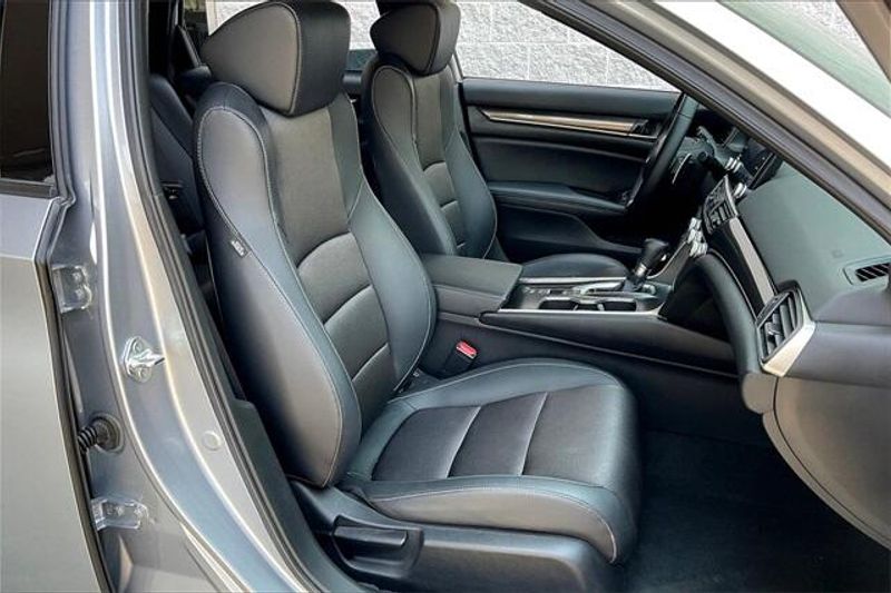 Used 2021 Honda Accord SportImage 6