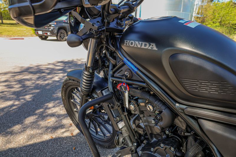 USED 2025 HONDA SCL 500 Image 19