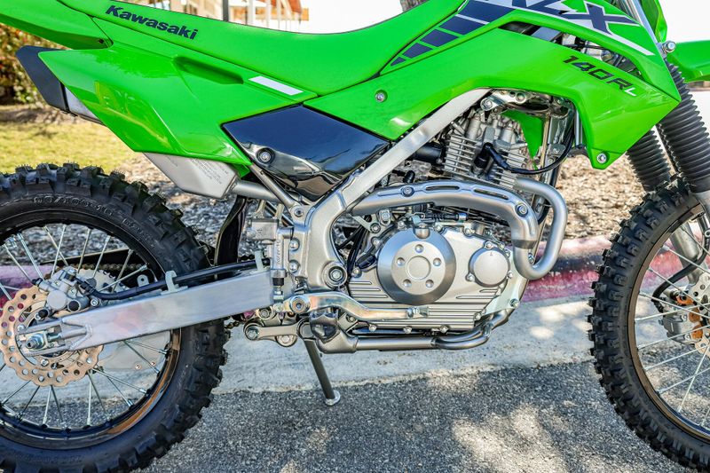 2025 Kawasaki KLX 140R L LIME GREEN Image 6