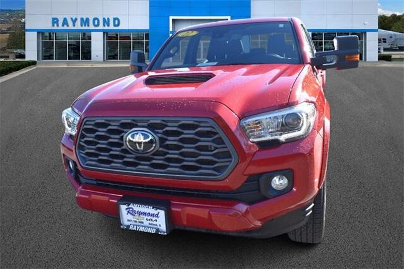 2022 Toyota Tacoma TRD SportImage 7