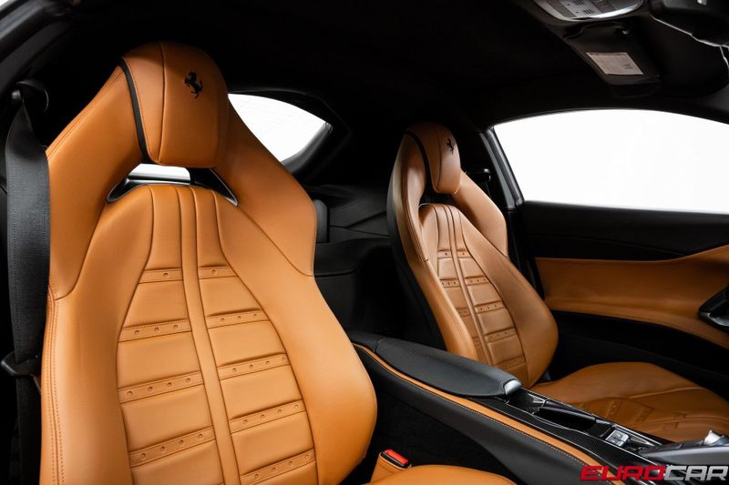 2020 Ferrari 812 Superfast *CARBON FIBER STEERING WHEEL * DAYTONA  SEATS*Image 40