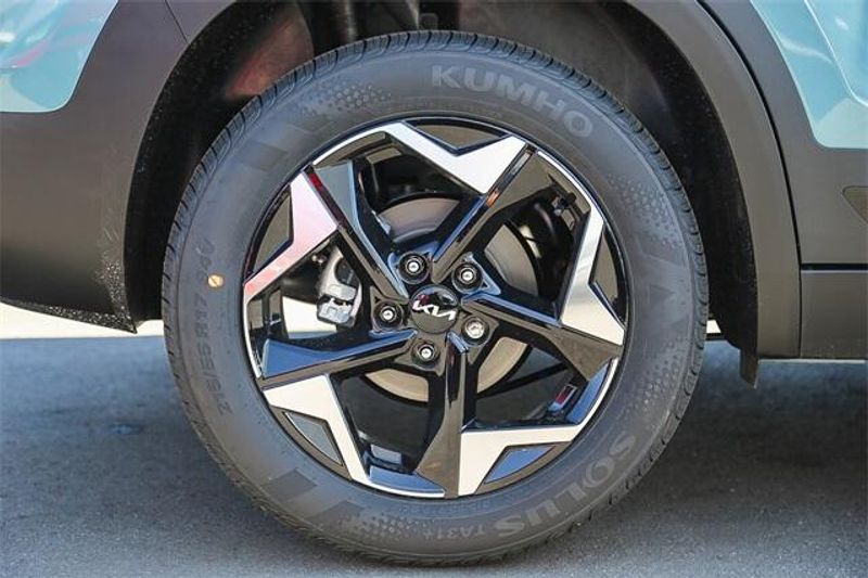 New 2025 Kia Seltos SImage 18