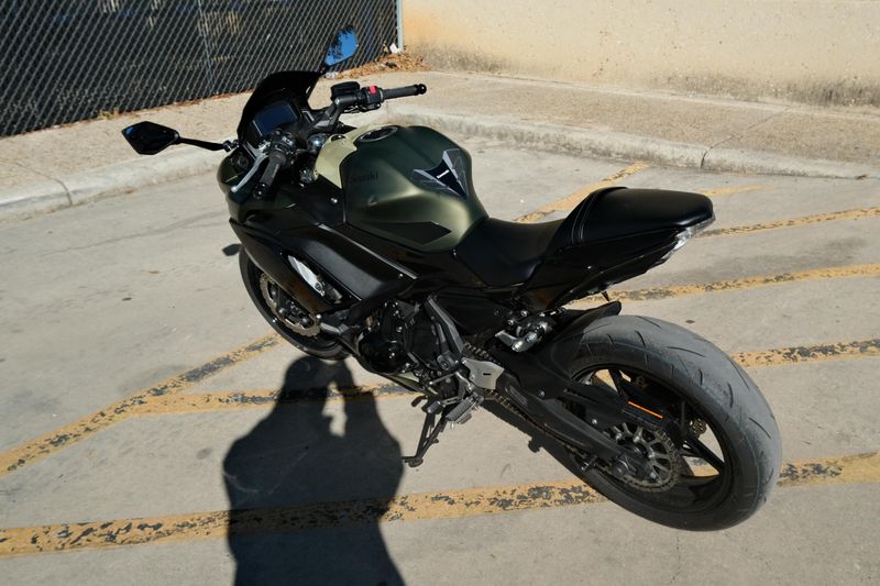 USED 2024 KAWASAKI NINJA 650 Image 5