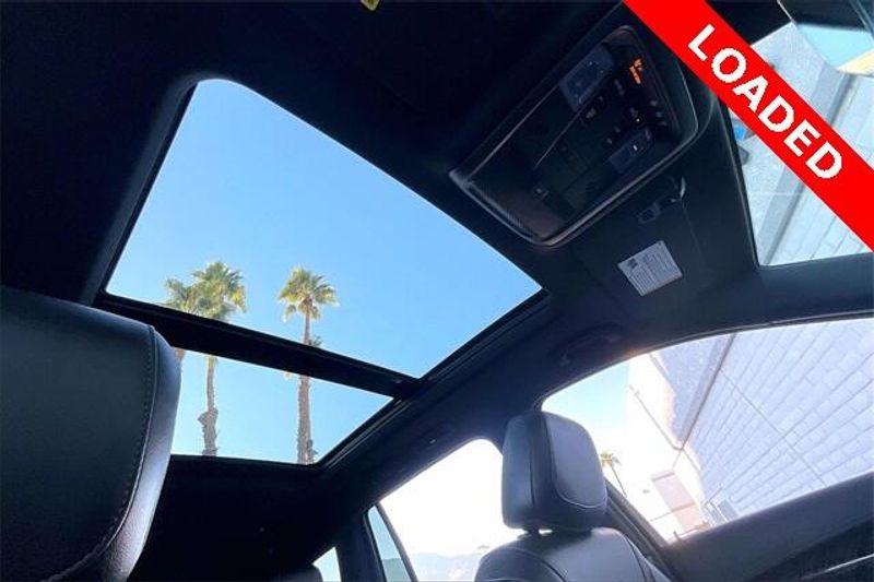 Used 2025 Cadillac XT6 Premium LuxuryImage 29