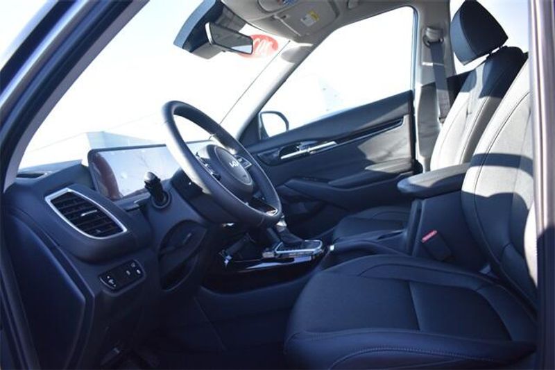 2025 Kia Seltos EXImage 22