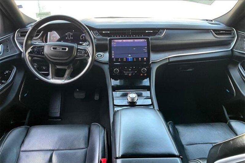 Used 2022 Jeep Grand Cherokee L OverlandImage 15