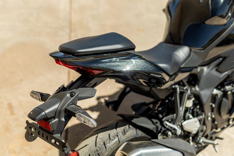 New 2025 Kawasaki NINJA ZX4R ABS METALLIC SPARK BLACK Image 5