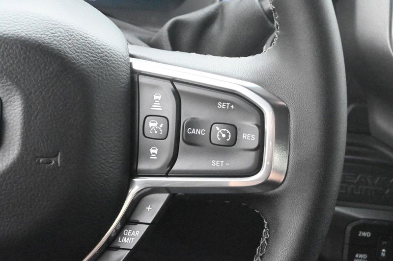 2025 RAM 2500 LaramieImage 21