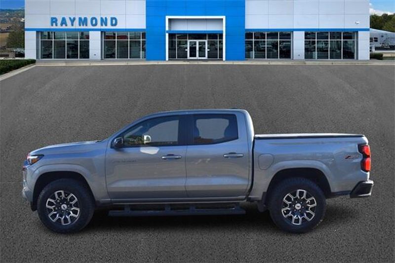 2024 Chevrolet Colorado Z71Image 6