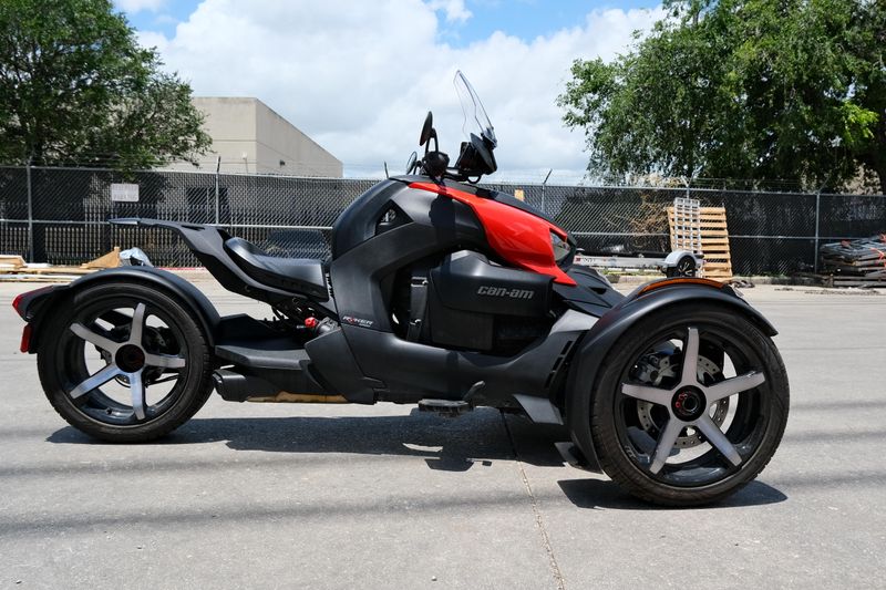 USED 2025 CAN-AM RYKER SPORT 900 Image 2