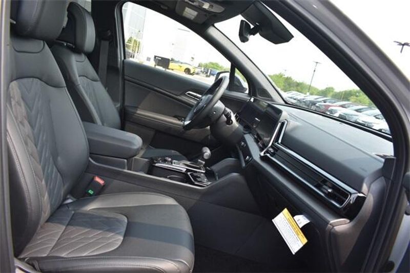 2025 Kia Sportage X-LineImage 13