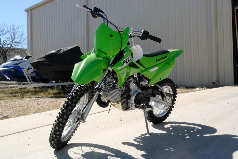 2025 Kawasaki KLX110R LIME GREENImage 16