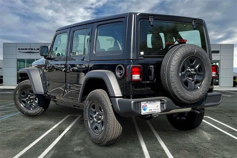 2026 Jeep Wrangler Unlimited Sport photo 2