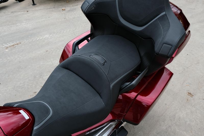 NEW 2026 HONDA GOLDWING TOUR Image 16