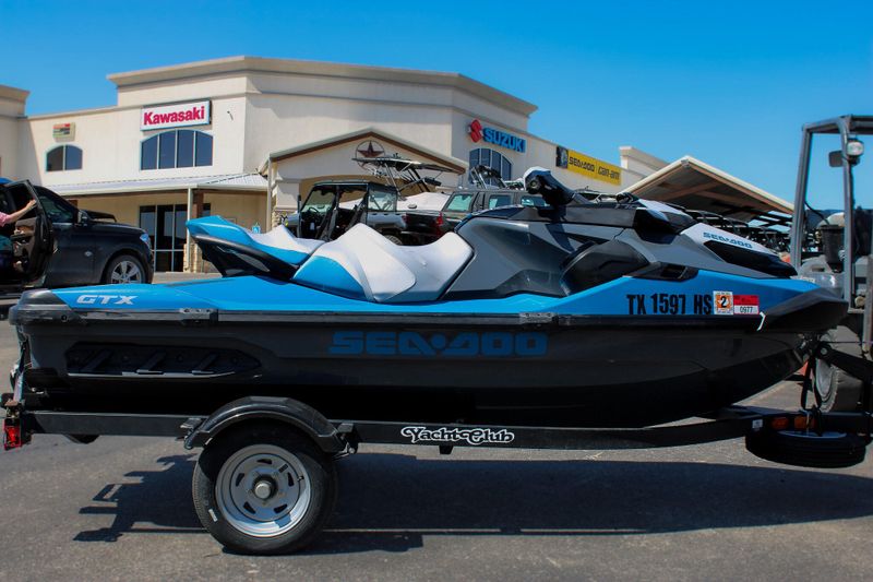2020 SEADOO GTX 170 BLUE Image 6