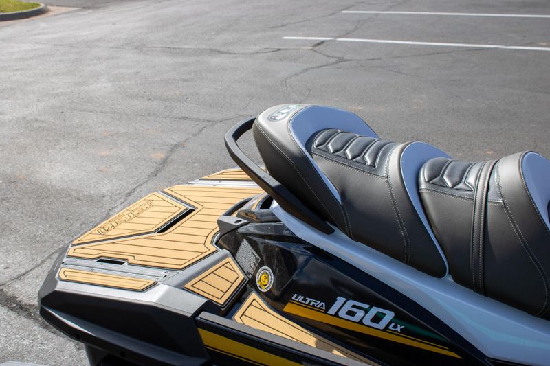 NEW 2026 KAWASAKI JET SKI ULTRA 160LX Image 7