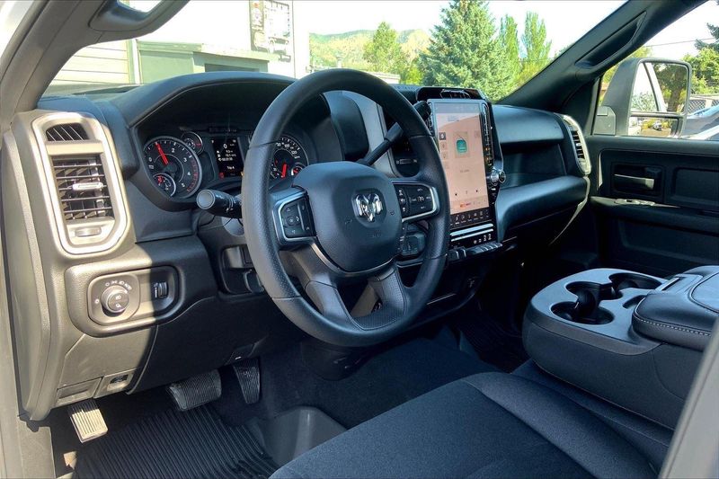 2026 Ram 3500 Tradesman photo 8