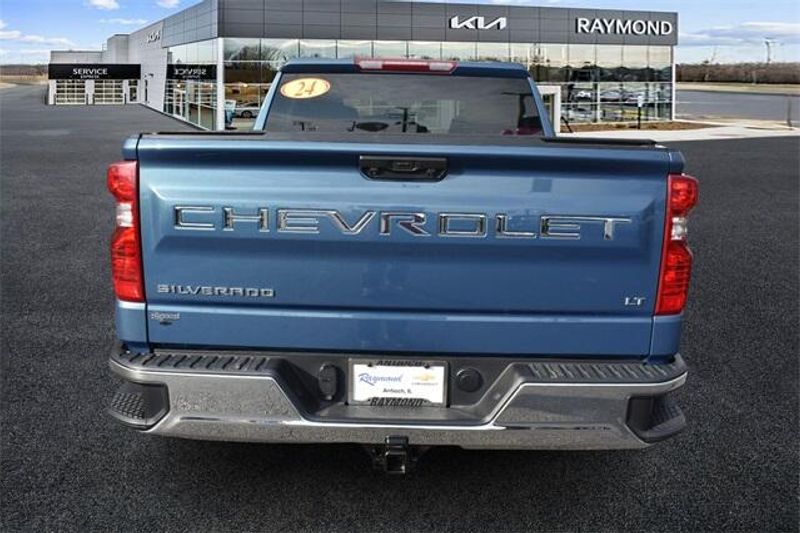 Used 2024 Chevrolet Silverado 1500 LTImage 4