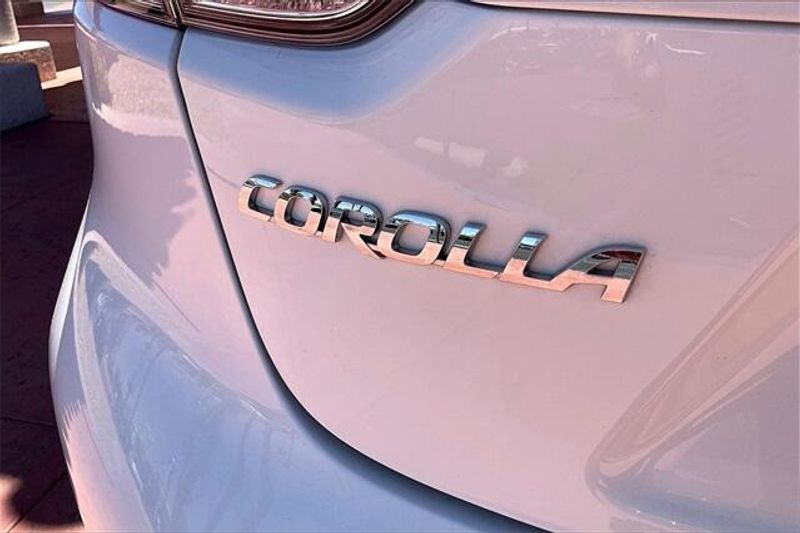 2024 Toyota Corolla LEImage 31