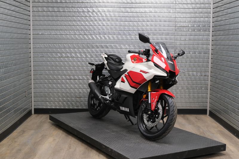 NEW 2026 YAMAHA YZFR3 ABS 70TH ANNIVERSARY EDITION Image 1