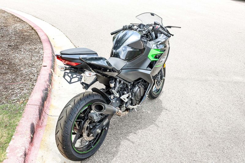 2023 Kawasaki NINJA 400 ABS Image 10
