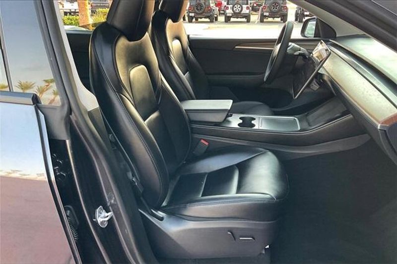 2024 Tesla Model Y PerformanceImage 6