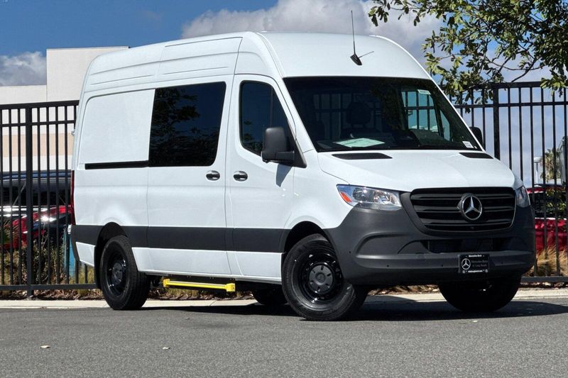 New 2026 Mercedes-Benz Sprinter 2500 Image 2