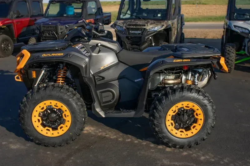 NEW 2026 CAN-AM OUTLANDER MAX XTP 1000R WITH SMARTSHOX Image 3