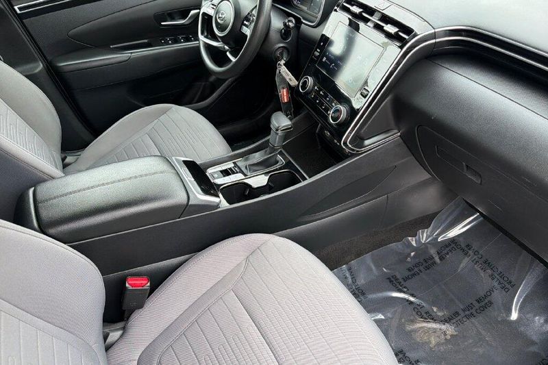 Used 2024 Hyundai Santa Cruz SEImage 14