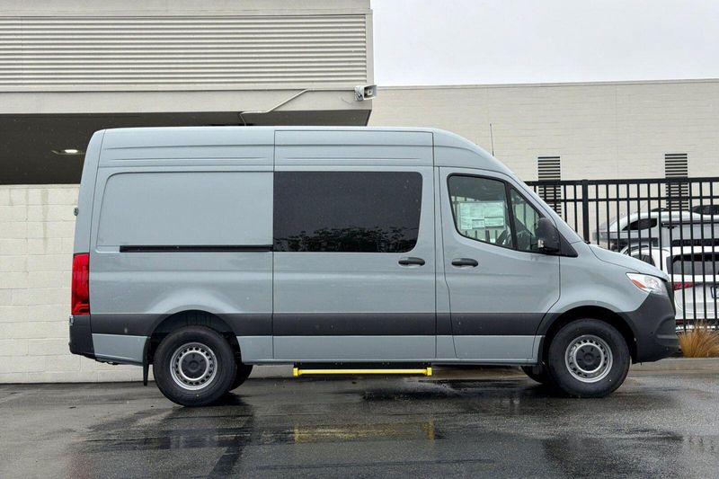 New 2026 Mercedes-Benz Sprinter 2500 Crew 144 WBImage 3