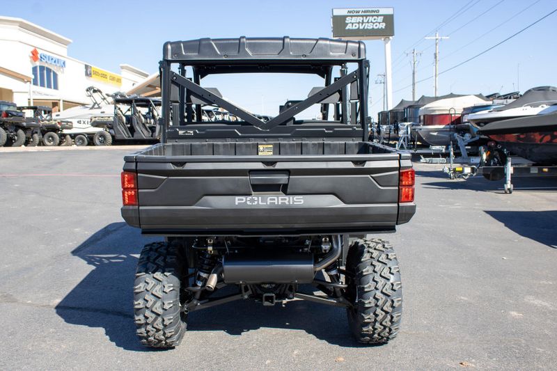 NEW 2026 POLARIS RANGER CREW 1000 PREMIUM Image 4