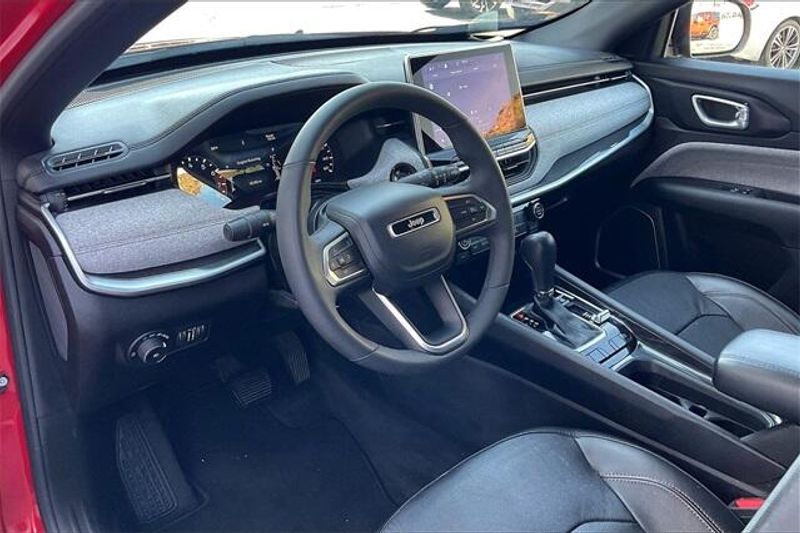 2023 Jeep Compass Latitude LuxImage 6