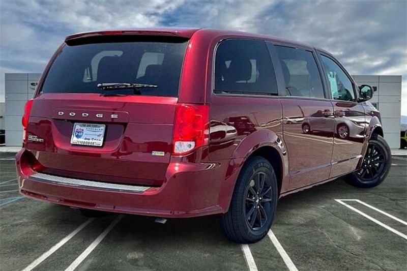 2019 Dodge Grand Caravan SXTImage 13