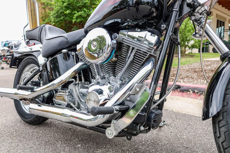 2004 HARLEY SOFTAIL STANDARD  BLACK Image 28