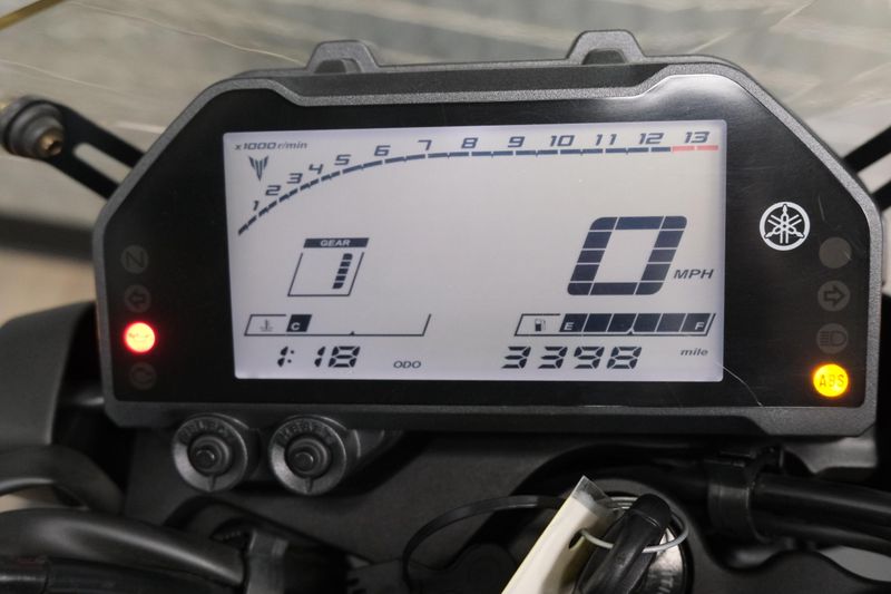 USED 2021 YAMAHA MT03 Image 21