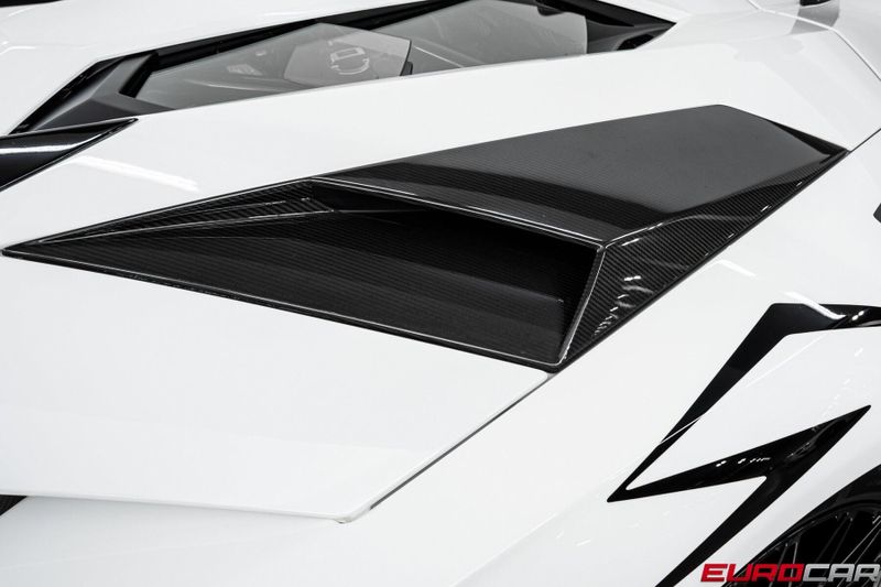 2017 Lamborghini Aventador LP750-4 SV *HUGE CARBON OPTIONS * FULL PPF*Image 17